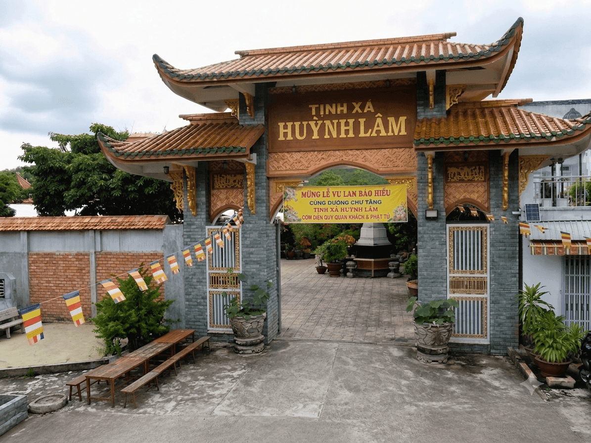 Tịnh Xá Huỳnh Lâm - Linh Quang